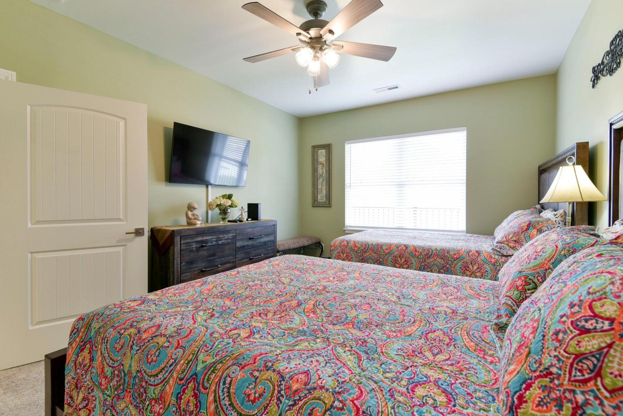 Luxury Condos At Thousand Hills - Heart Of Branson - Beautifully Remodeled - Spacious And Affordable Rum bild