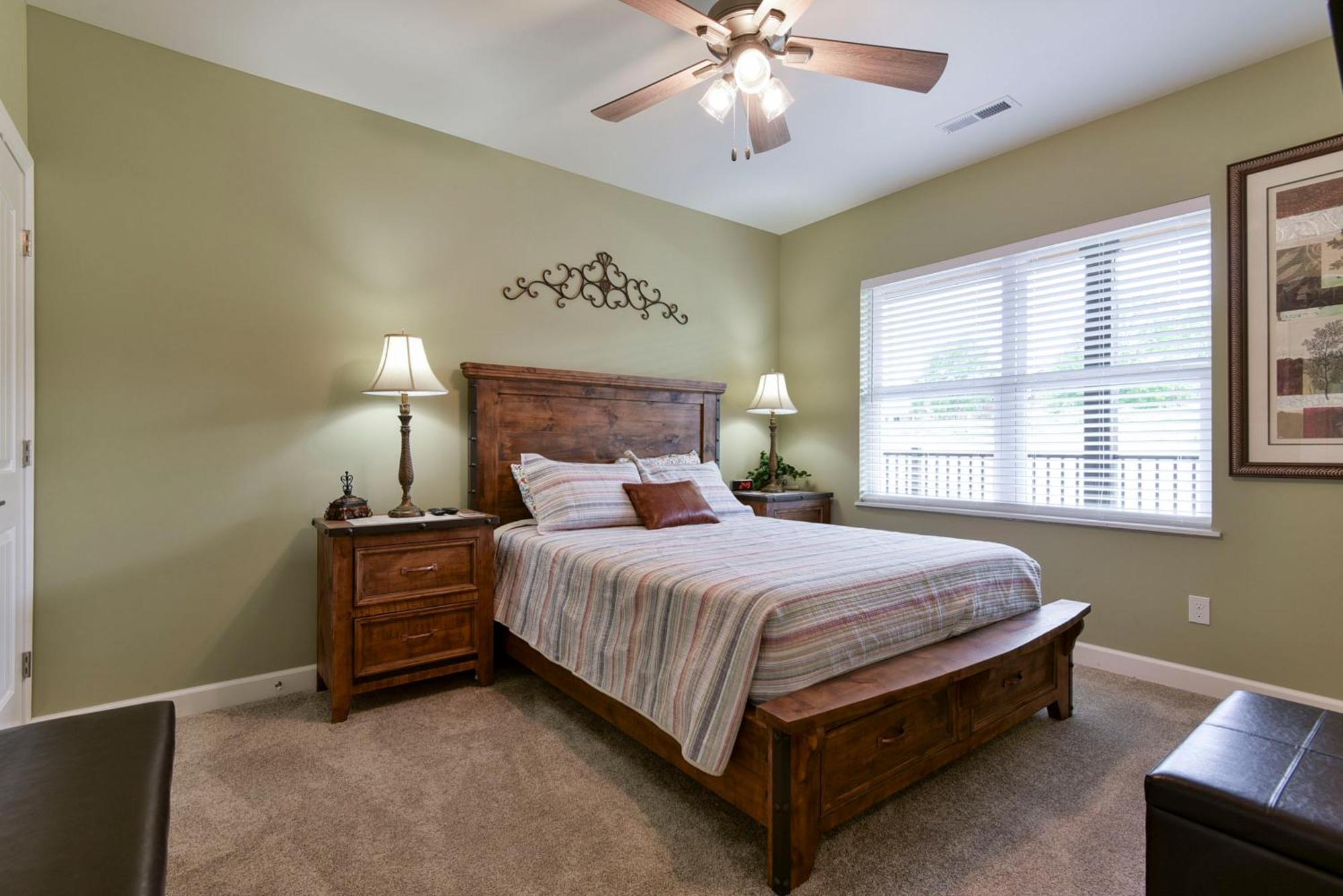 Luxury Condos At Thousand Hills - Heart Of Branson - Beautifully Remodeled - Spacious And Affordable Rum bild